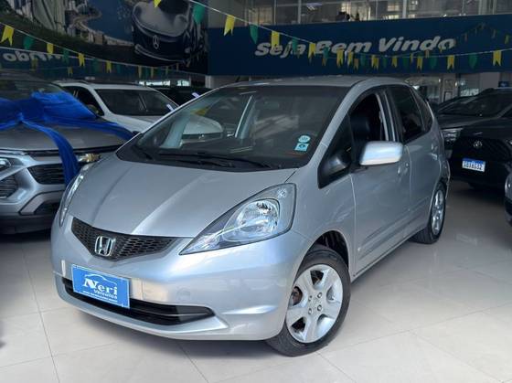 HONDA FIT 1.4 LX 16V FLEX 4P MANUAL HONDA FIT 1.4 LX 16V FLEX 4P MANUAL